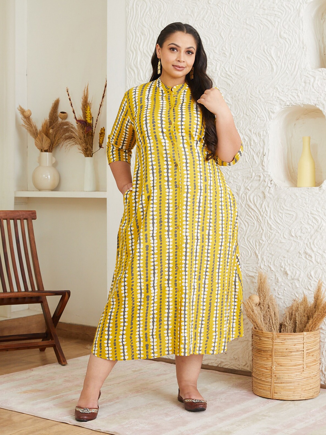 

Shape of me by Rustorange Plus Size Geometric Printed Maxi A-Line Dress, Yellow