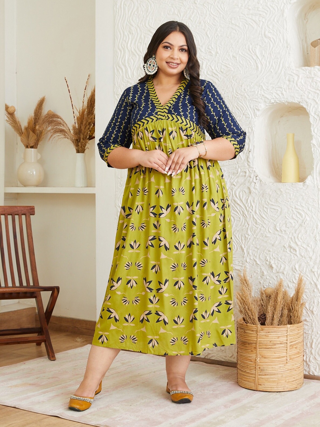 

Shape of me by Rustorange Plus Size Floral Printed Maxi Dress, Olive