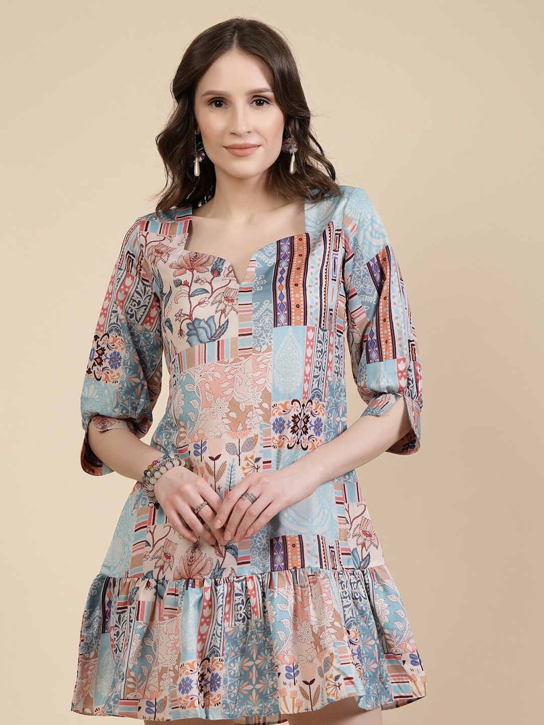 

TANKHI Floral Printed Sweetheart Neck Cuffed Sleeves A-Line Dress, Blue