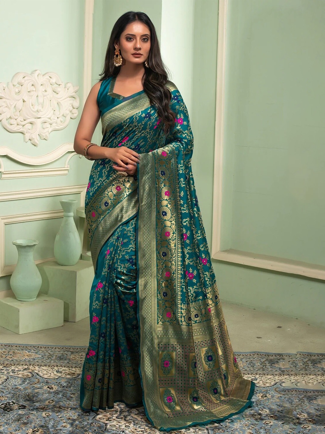 

DIVASTRI Floral Woven Design Zari Pure Silk Kanjeevaram Saree, Teal