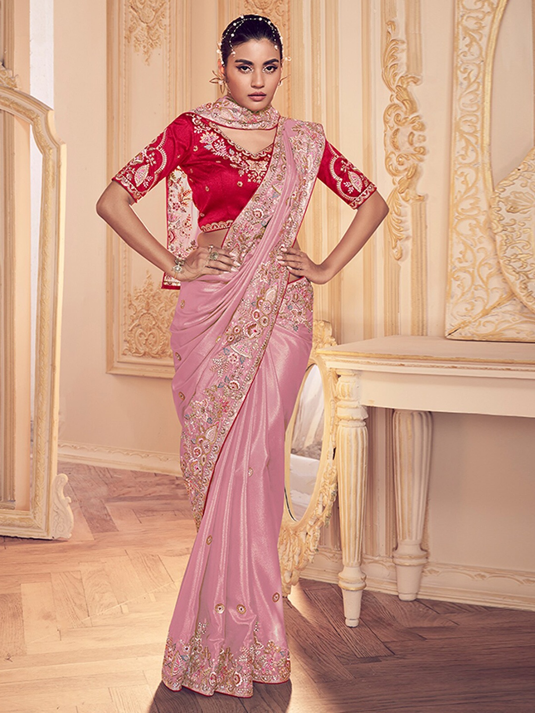

ODETTE Ethnic Motifs Embroidered Georgette Saree, Pink