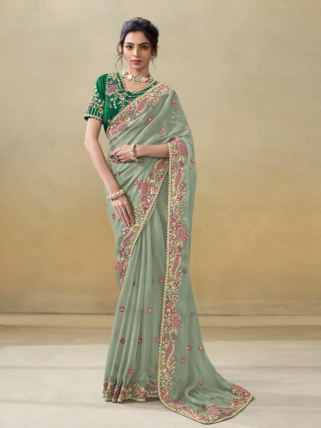 

ODETTE Ethnic Motifs Embroidered Sequinned Silk Saree, Green