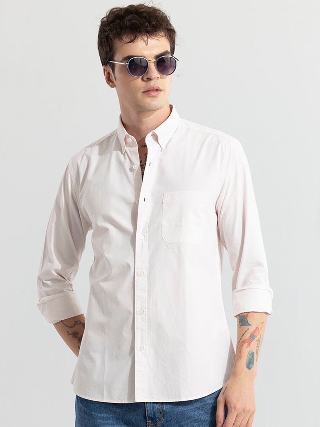 

Snitch Classic Pink Slim Fit Button-Down Collar Cotton Casual Shirt