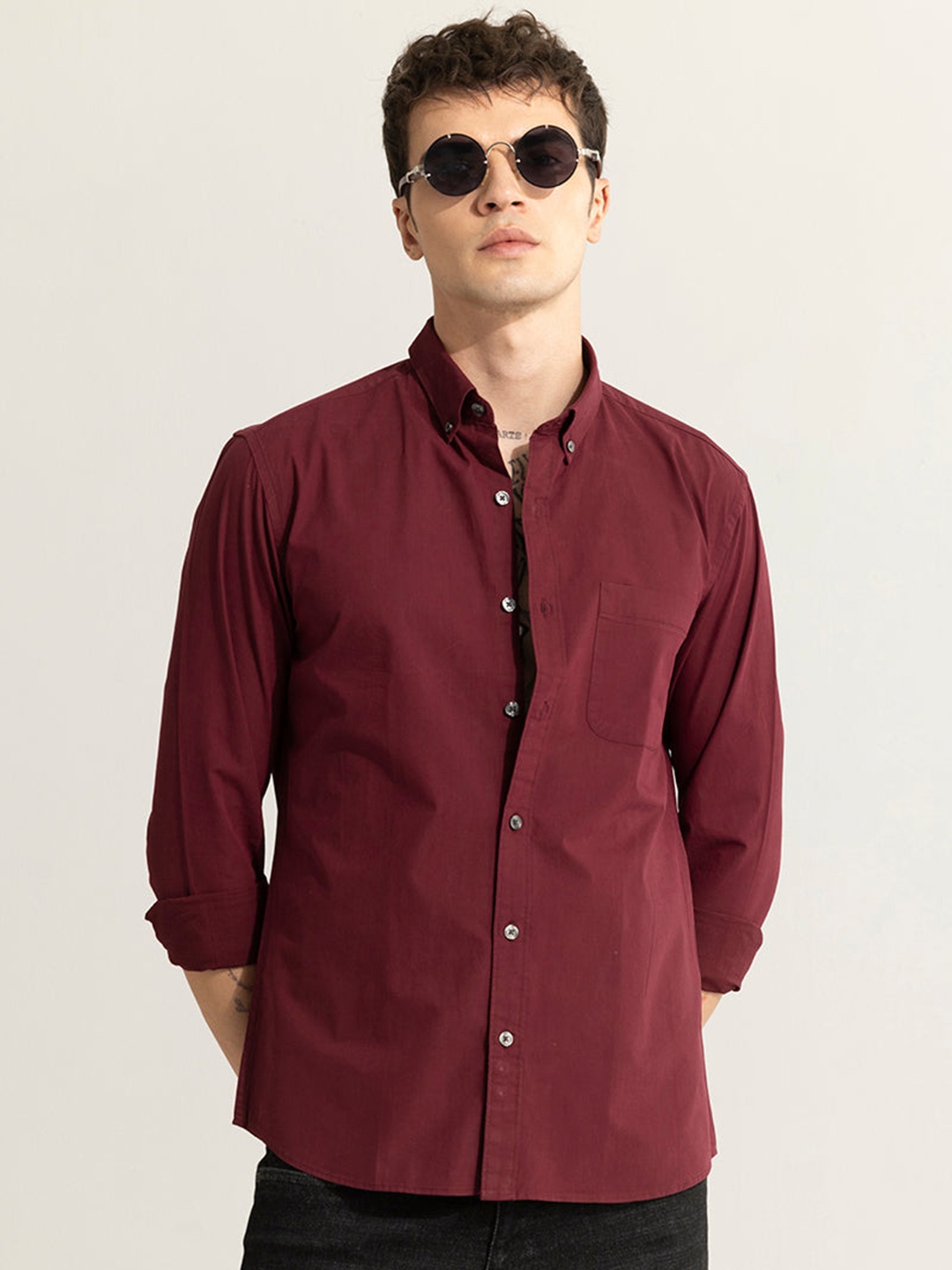 

Snitch Button Down Collar Long Sleeves Classic Cotton Slim Fit Casual Shirt, Maroon