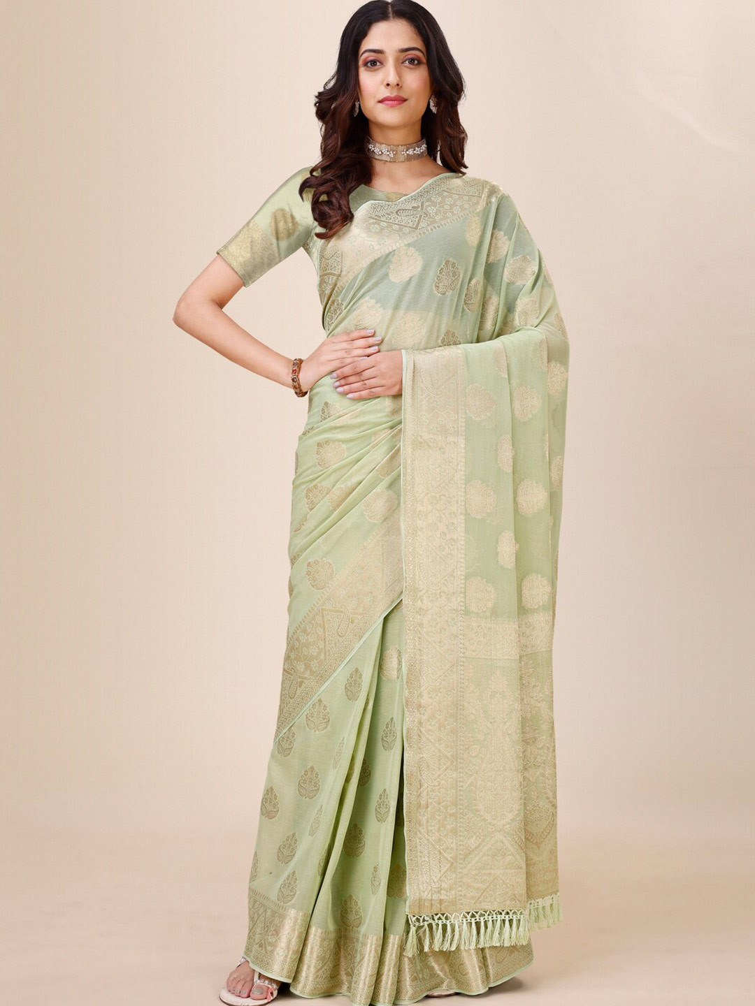 

HERE&NOW Ethnic MotifsWoven Design Zari Pure Chiffon Saree, Green