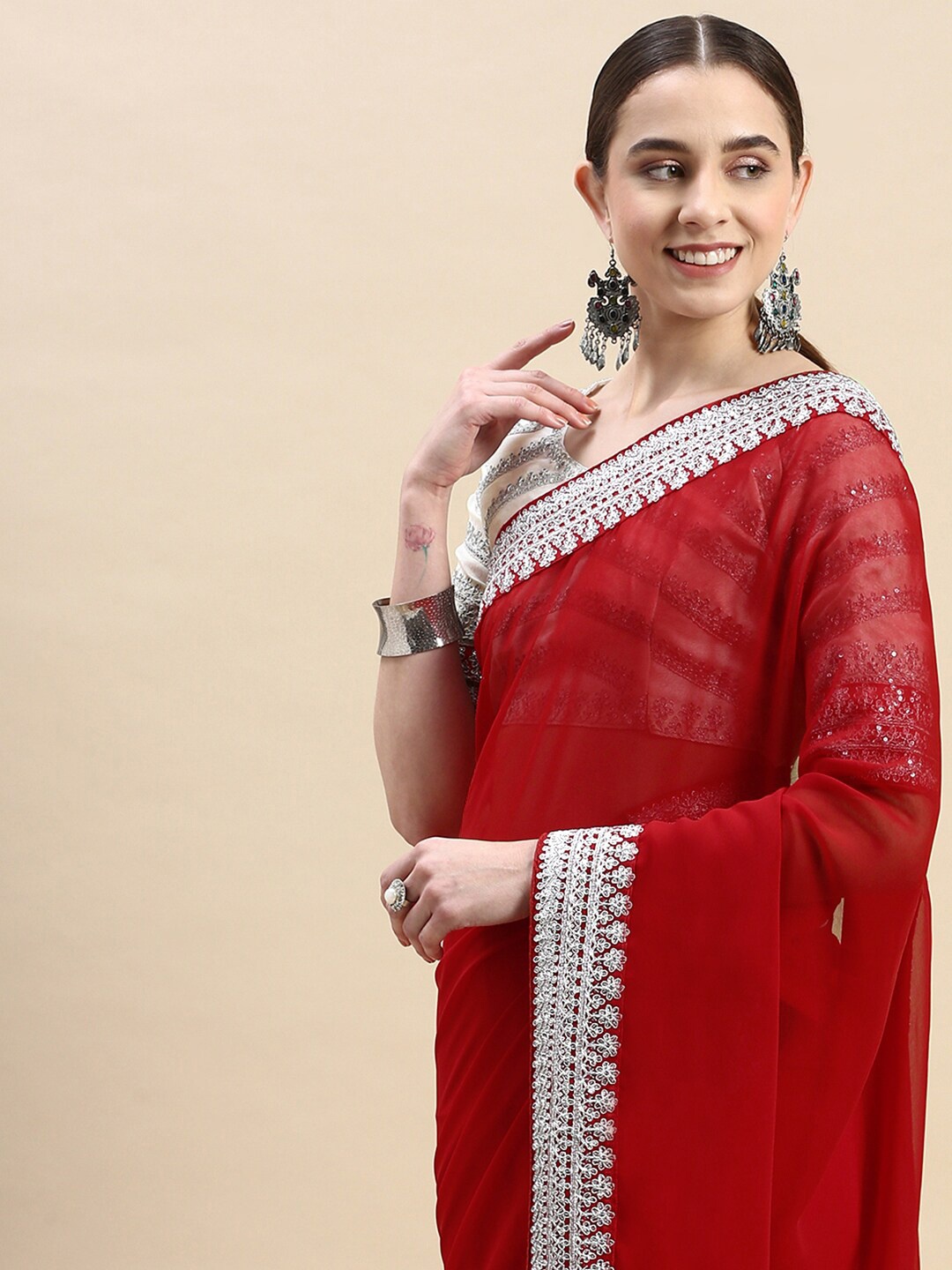 

Civamee Embroidered Border Saree, Red