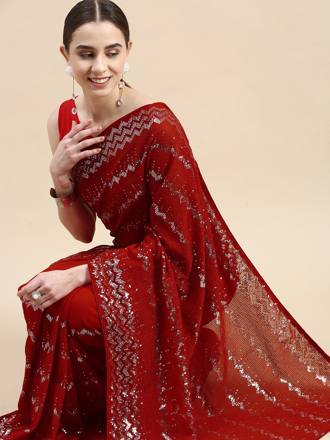 

Civamee Geometric Embroidered Sequinned Saree, Red