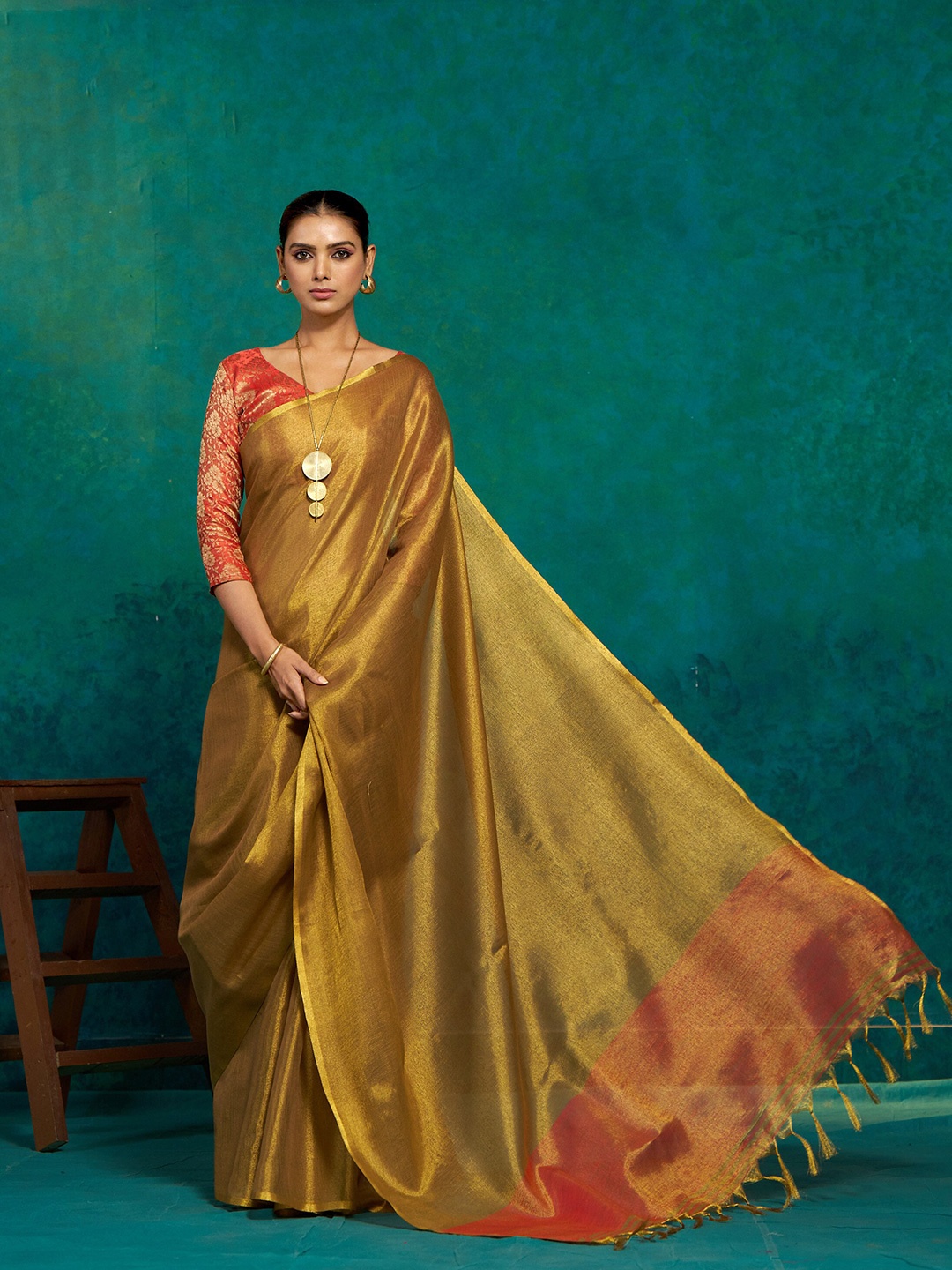 

Sangria Tissue Base Elegant Look Saree, Mustard