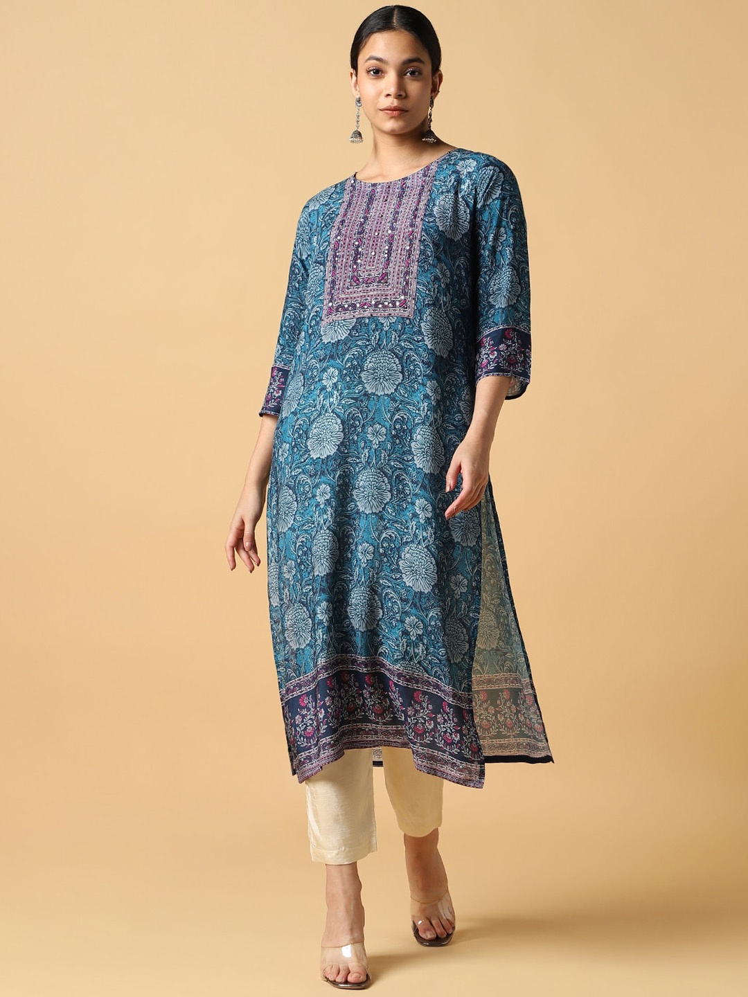 

House Of Dharaa Floral Printed Round Neck Three-Quarter Sleeves Straight Kurta, Blue