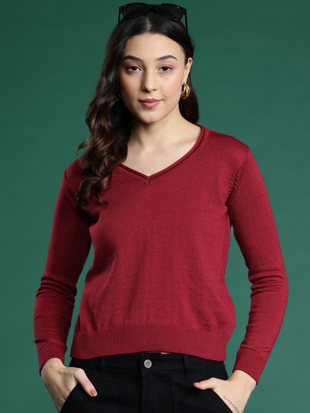 

DressBerry V-Neck Pullover, Maroon