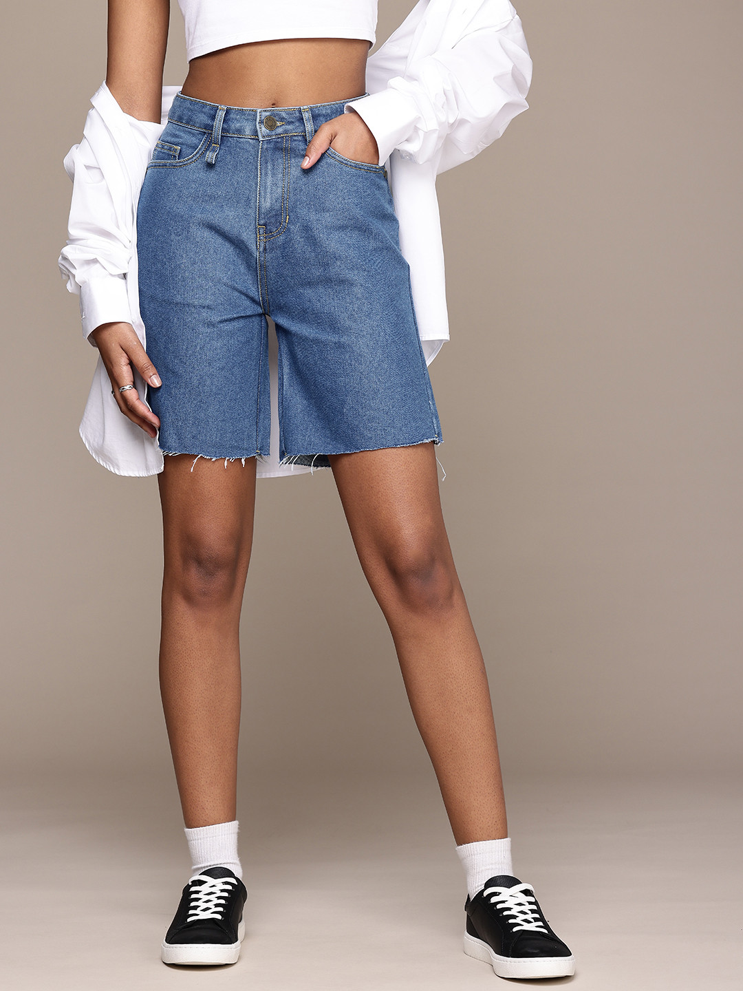 

The Roadster Life Co.Women Denim Shorts, Blue