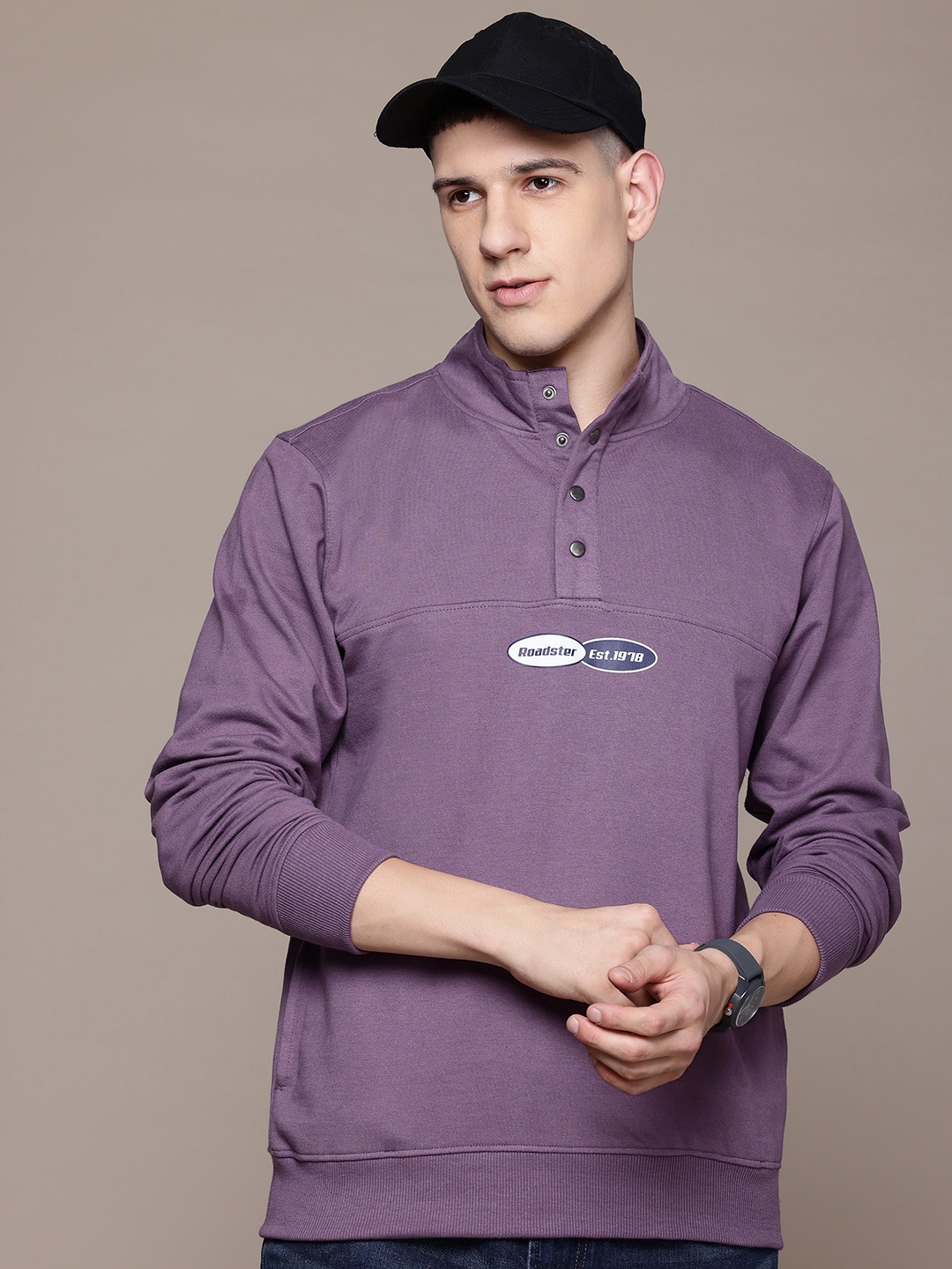 

The Roadster Lifestyle Co. High Neck Regular Fit Pullover Sweatshirt, Mauve