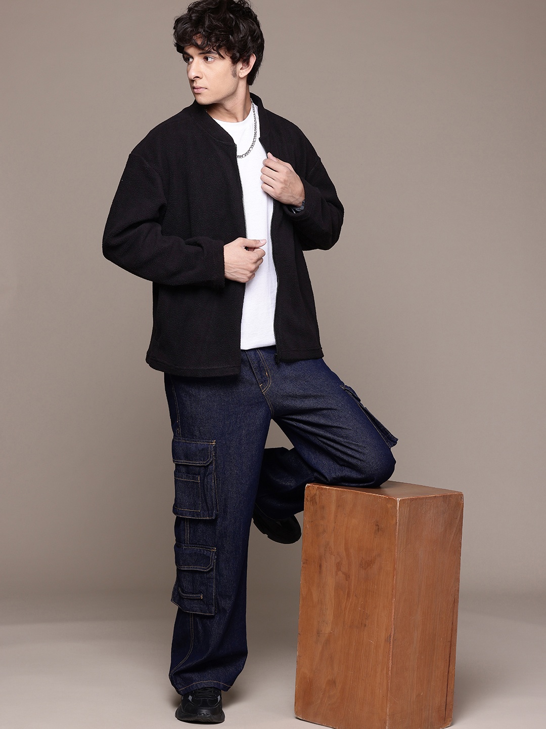 

The Roadster Lifestyle Co. Fleece Sweatshirt, Black