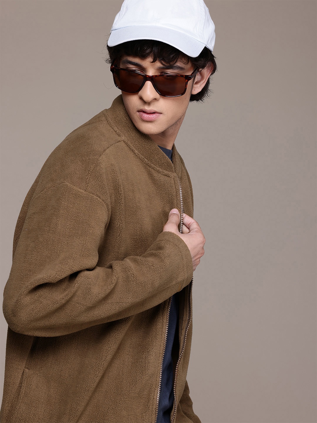 

Roadster The Lifestyle Co. Front Open Fleece Sweatshirt, Brown