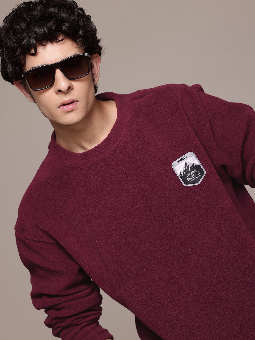 

Roadster Men Sweatshirt, Maroon