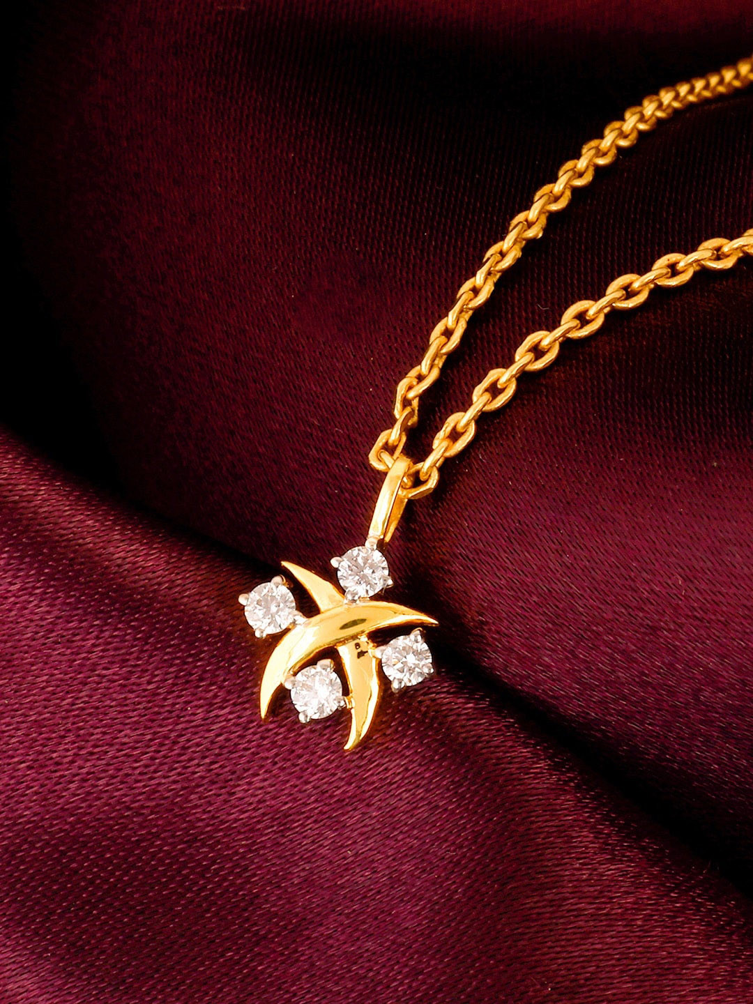

GIVA Always Beautiful 18KT Gold Diamond Studded Pendant-0.6 gm