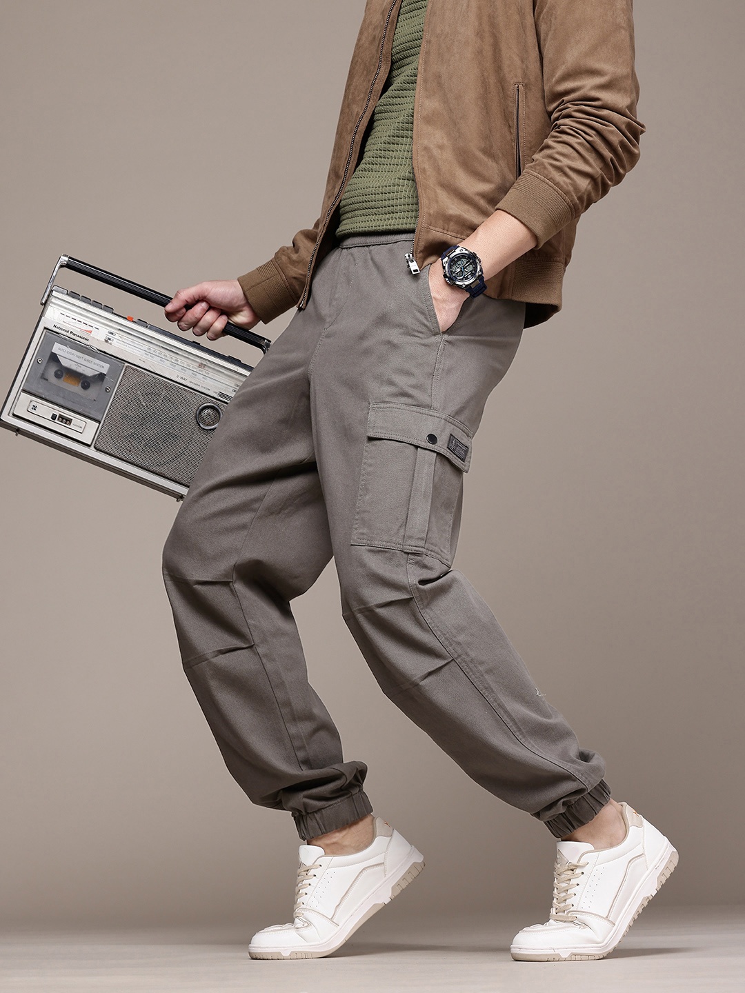 The Roadster Life Co. Men Relaxed Fit Joggers, Taupe