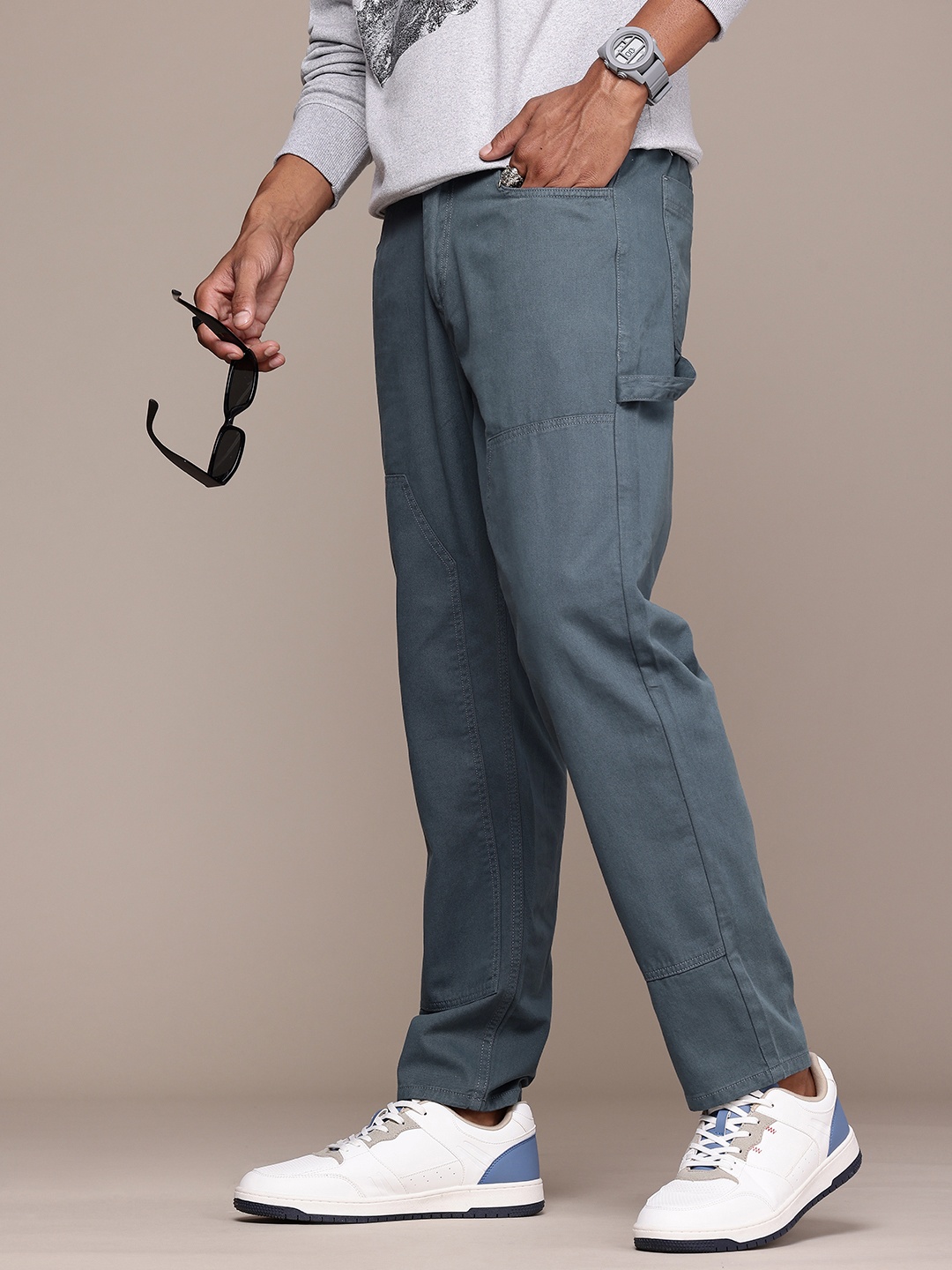

The Roadster Life Co. Men Pure Cotton Relaxed Loose Fit Cargos Trousers, Blue