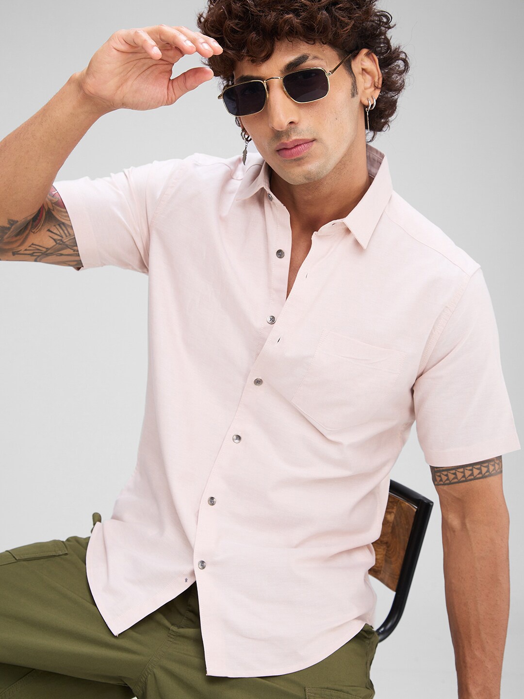 

VASTRADO Classic Slim Fit Short Sleeves Spread Collar Cotton Opaque Casual Shirt, Pink