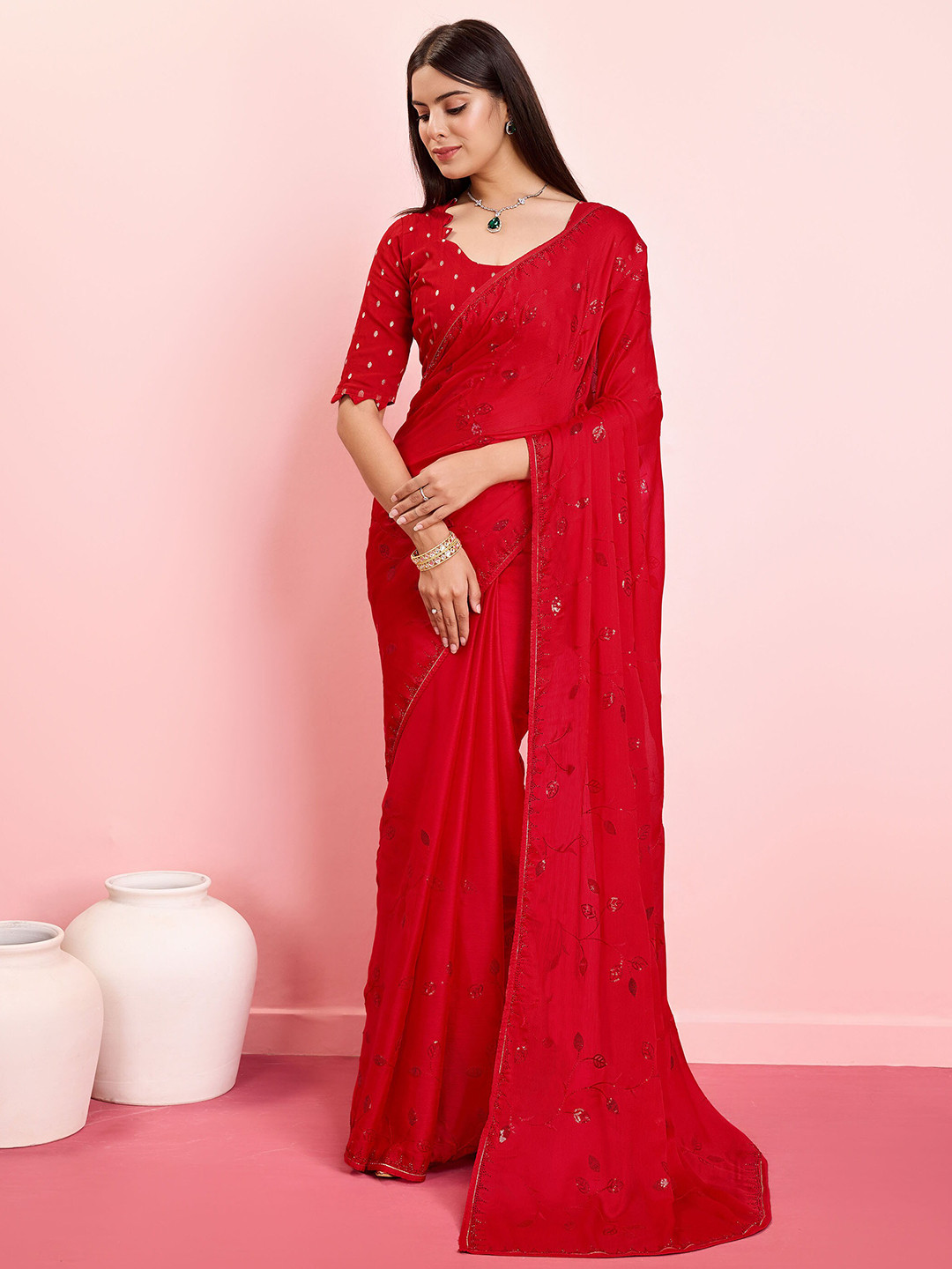 

Mitera Ethnic Motifs Sequinned Pure Chiffon Saree, Red