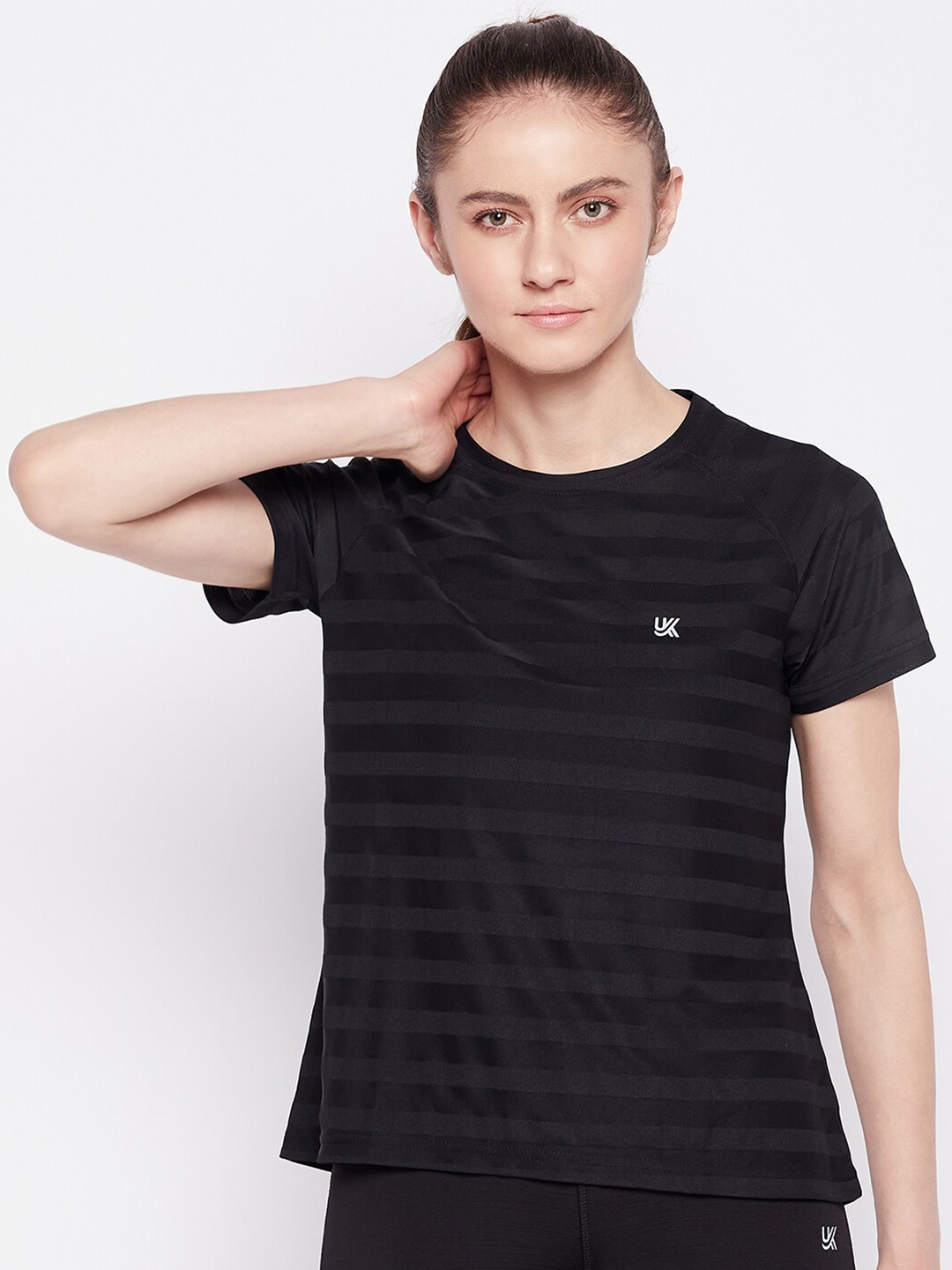 

URKNIT Women Pockets T-shirt, Black