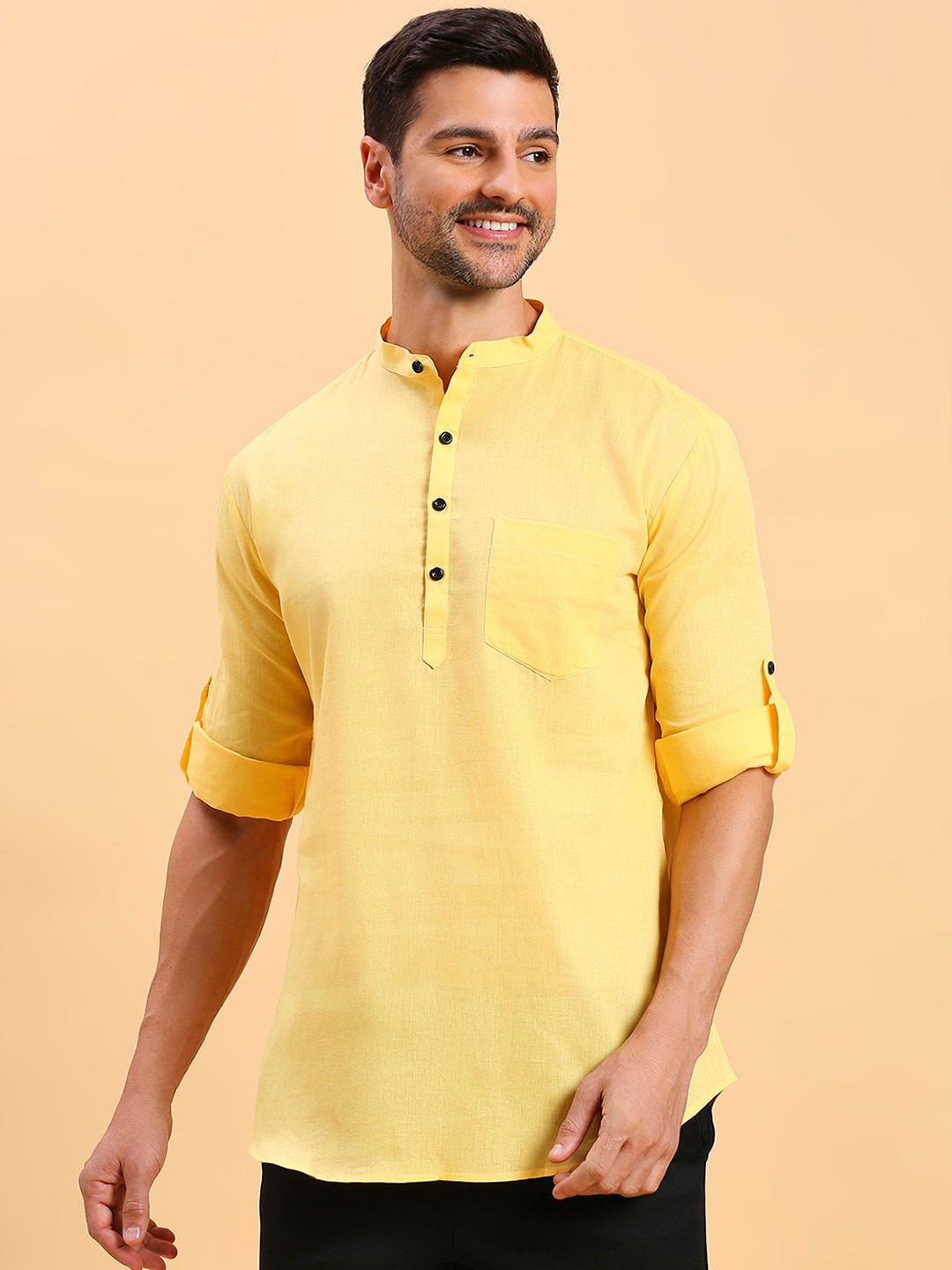 

RAJUBHAI HARGOVINDAS Linen Short Kurta, Yellow