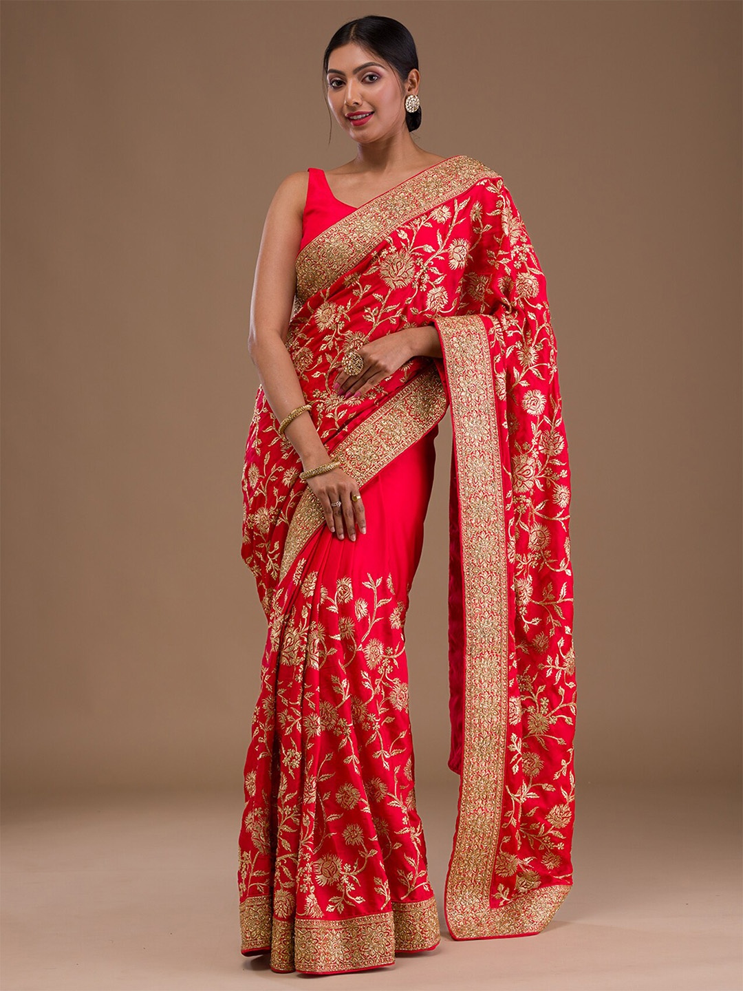 

Koskii Ethnic Motifs Embroidered Zari Saree, Red
