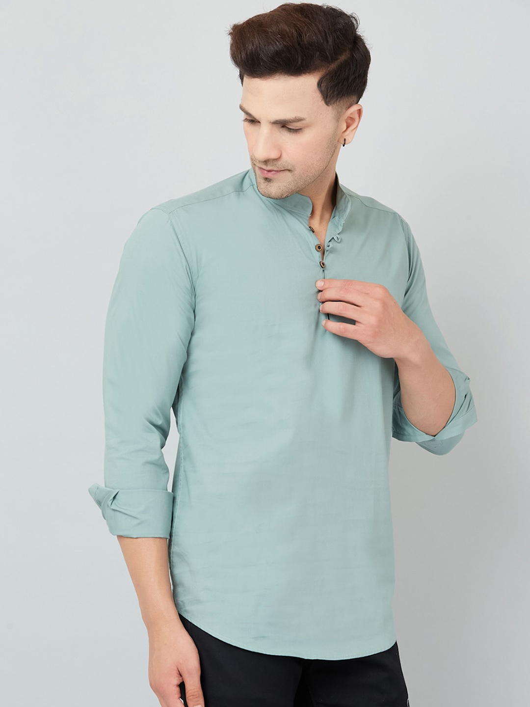 

LOUIS MONARCH Comfort Slim Fit Mandarin Collar Short Kurta, Green