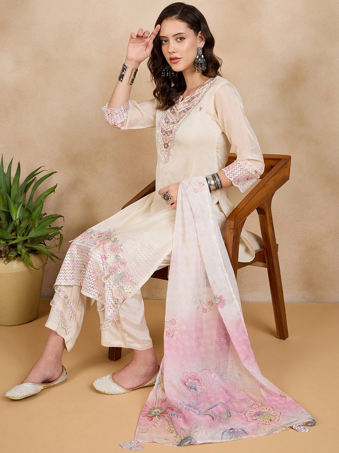 

Anouk Off White Ethnic Motifs Embroidered Embellished Kurta With Trousers & Dupatta