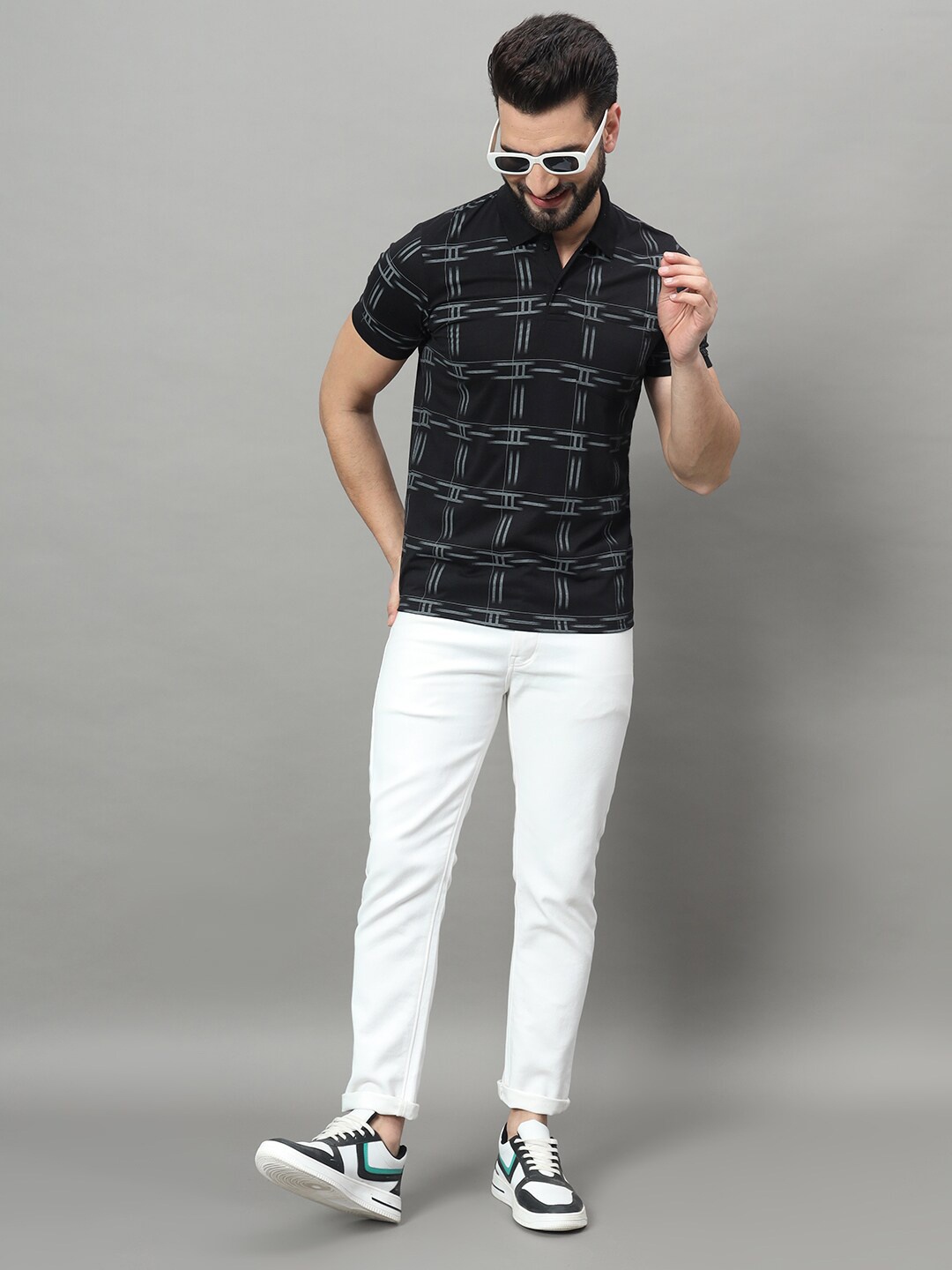 

OGEN Printed Regular Fit Short Sleeves Polo Collar T-shirt, Black
