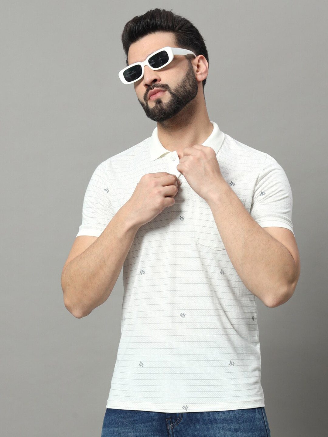 

OGEN Men Striped Polo Collar T-shirt, White