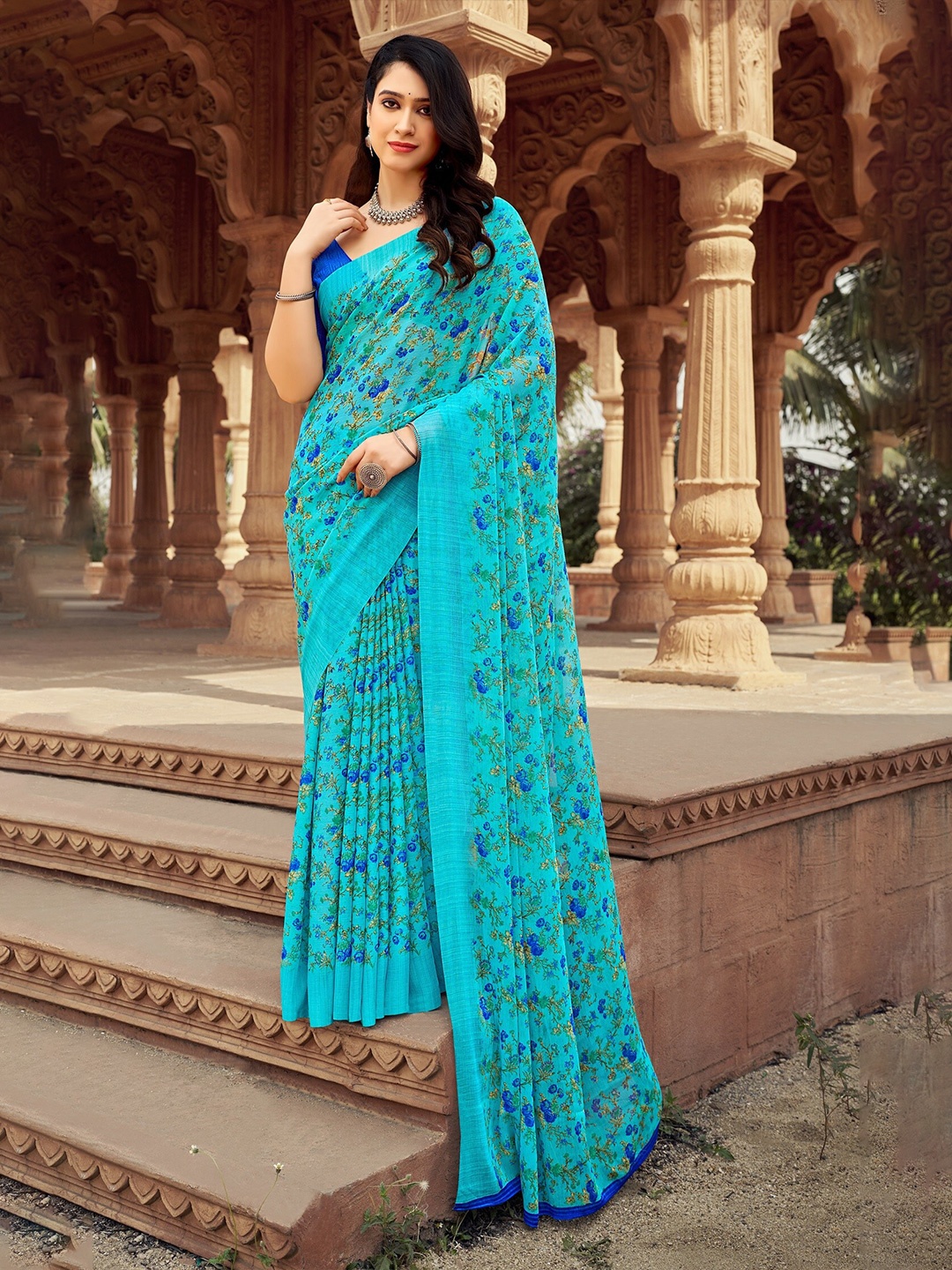 

Reboot Fashions Floral Printed Pure Chiffon Saree, Blue