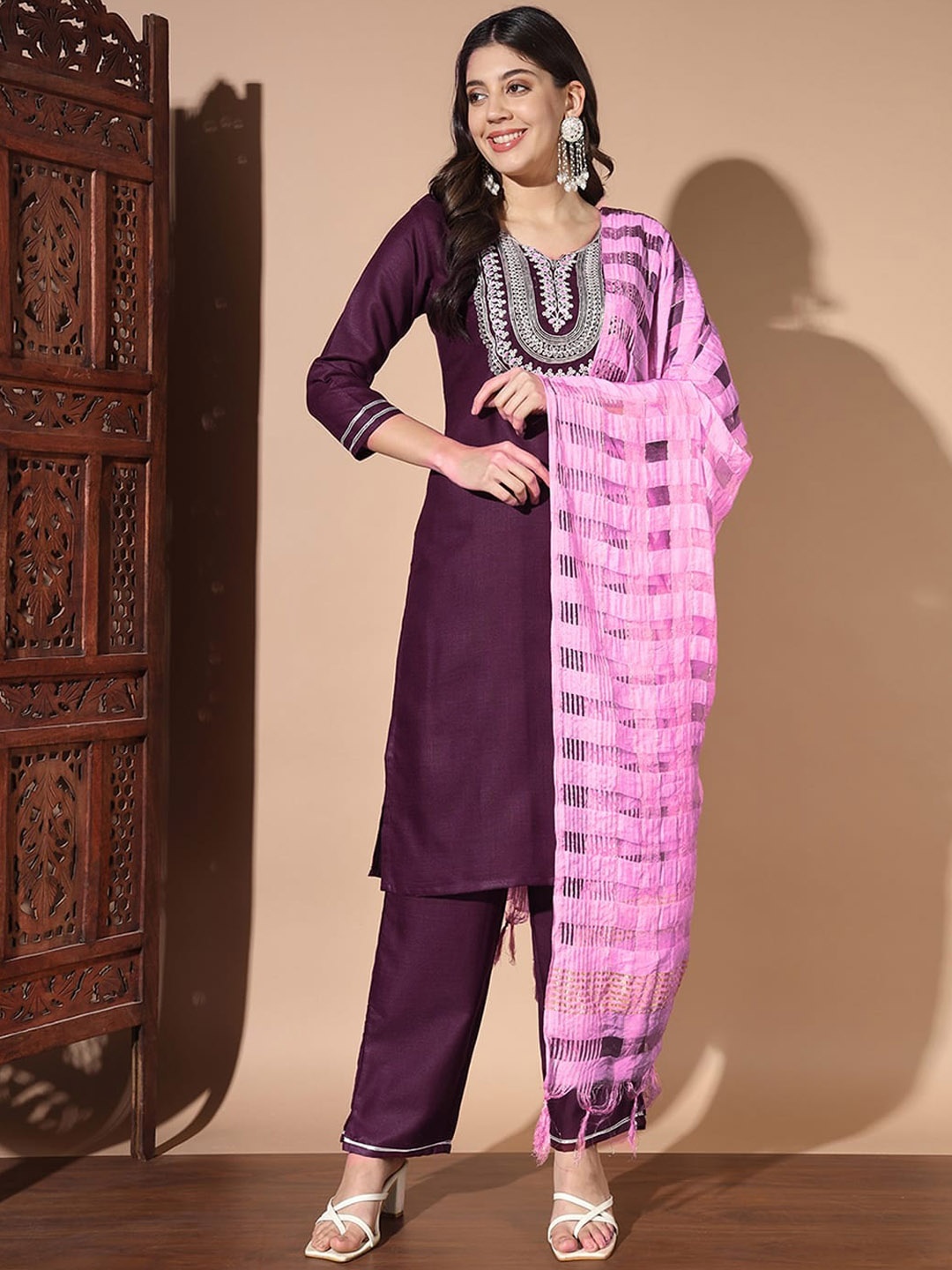 

KALINI Embroidered Round Neck Three-Quarter Sleeves Sequinned Kurta Set, Purple