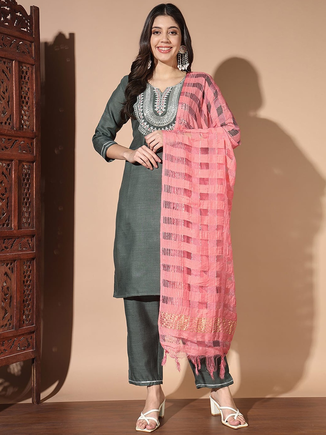 

KALINI Embroidered Regular Sequinned Straight Kurta With Trousers & Dupatta, Grey