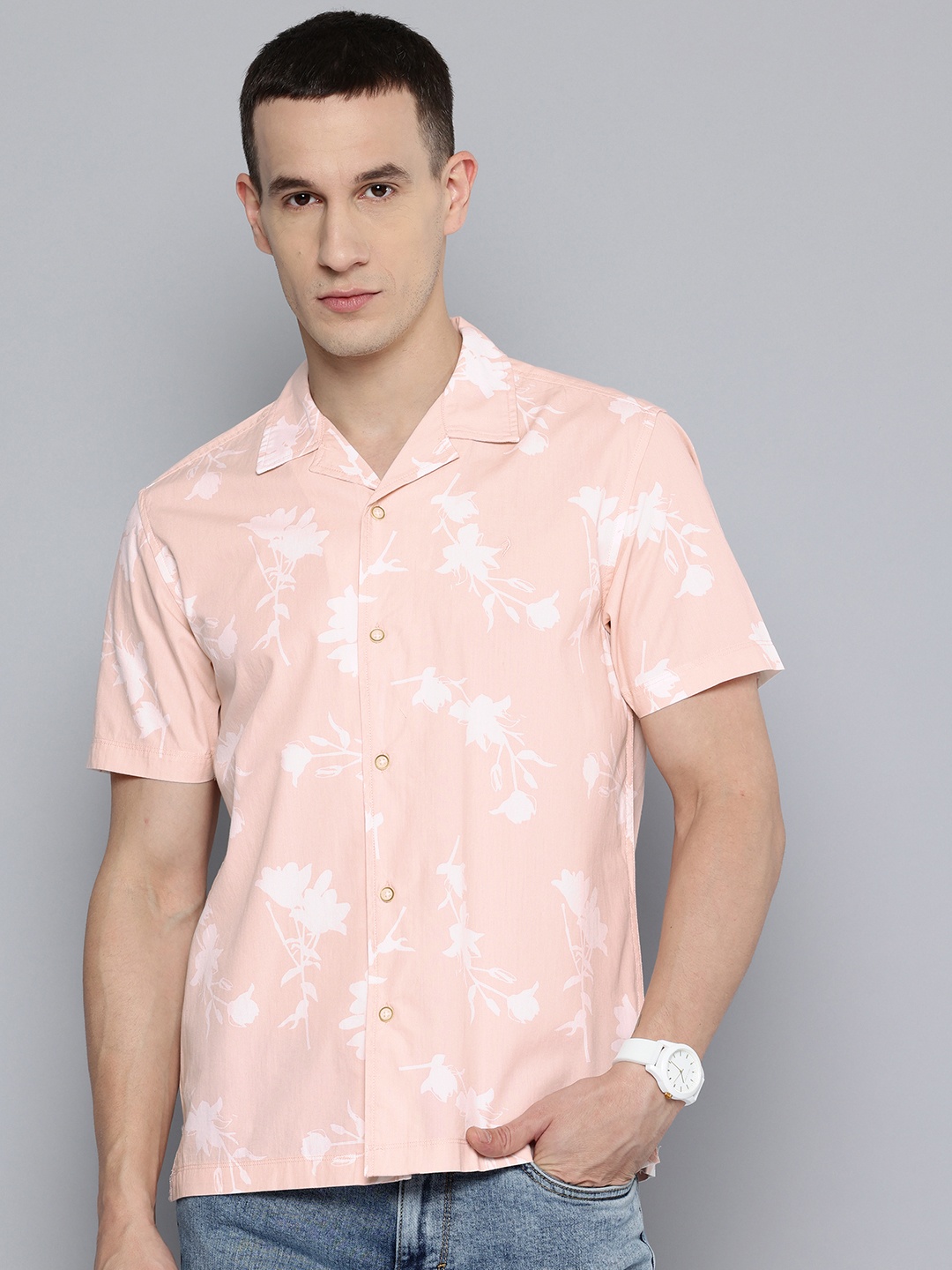

Indian Terrain Floral Print Chiseled Pure Cotton Shirt, Peach