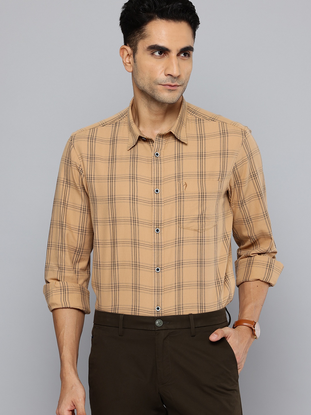 

Indian Terrain Men Classic Slim Fit Opaque Checked Casual Shirt, Brown