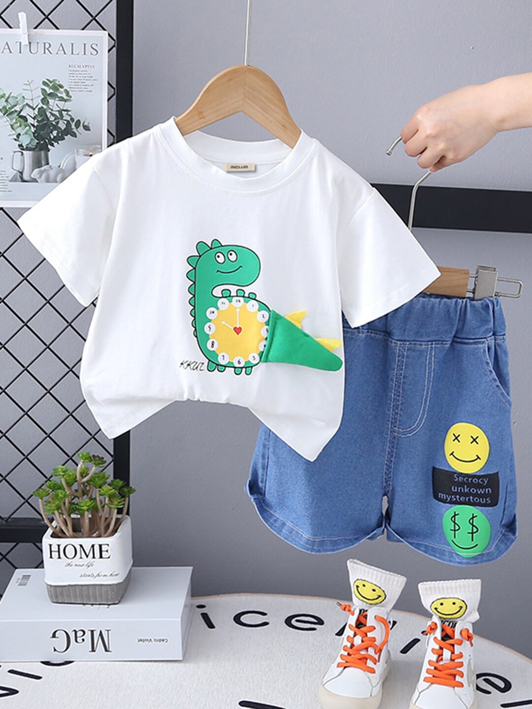 

INCLUD Boys Printed T-shirt with Shorts, White