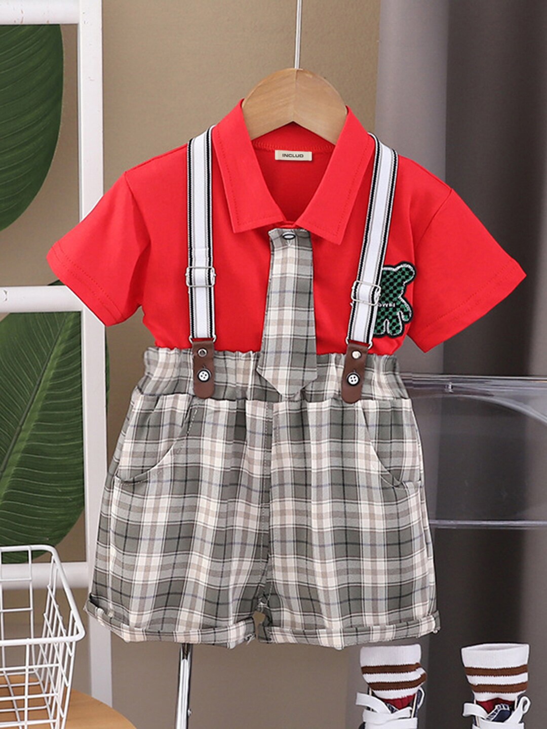 

INCLUD Boys Shirt Collar Short Sleeves Checked T-shirt with Shorts, Red