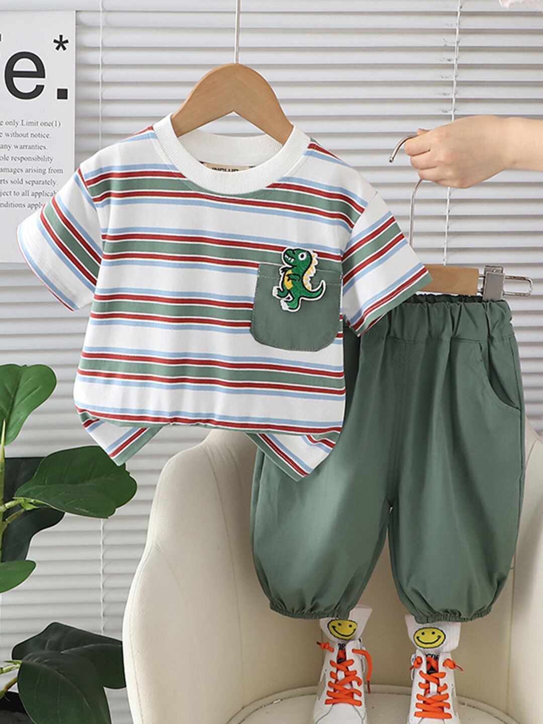 

INCLUD Boys Round Neck Short Sleeves Striped T-shirt with Shorts, Green