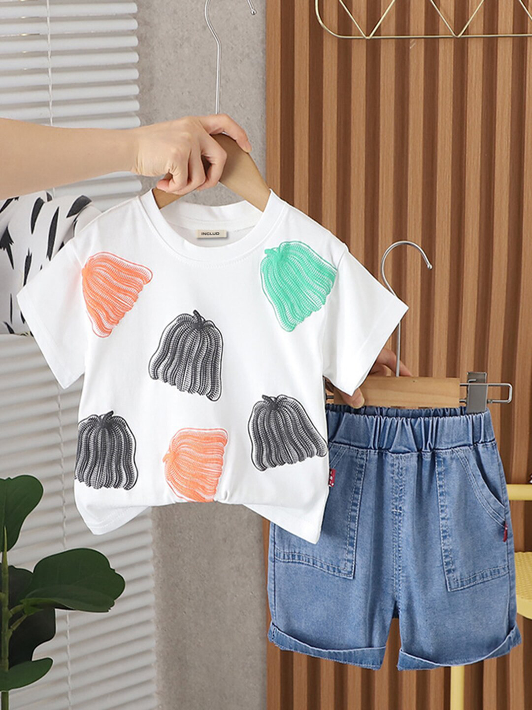 

INCLUD Boys T-shirt With Short, White