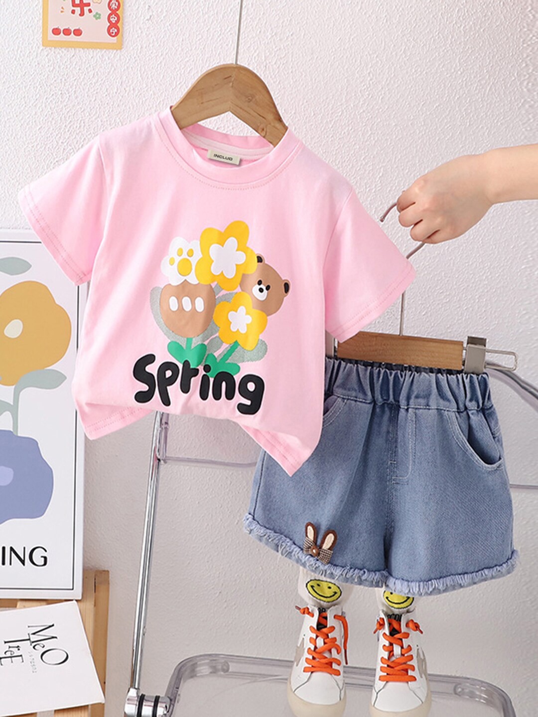 

INCLUD Girls Printed Round Neck T-shirt with Shorts, Pink