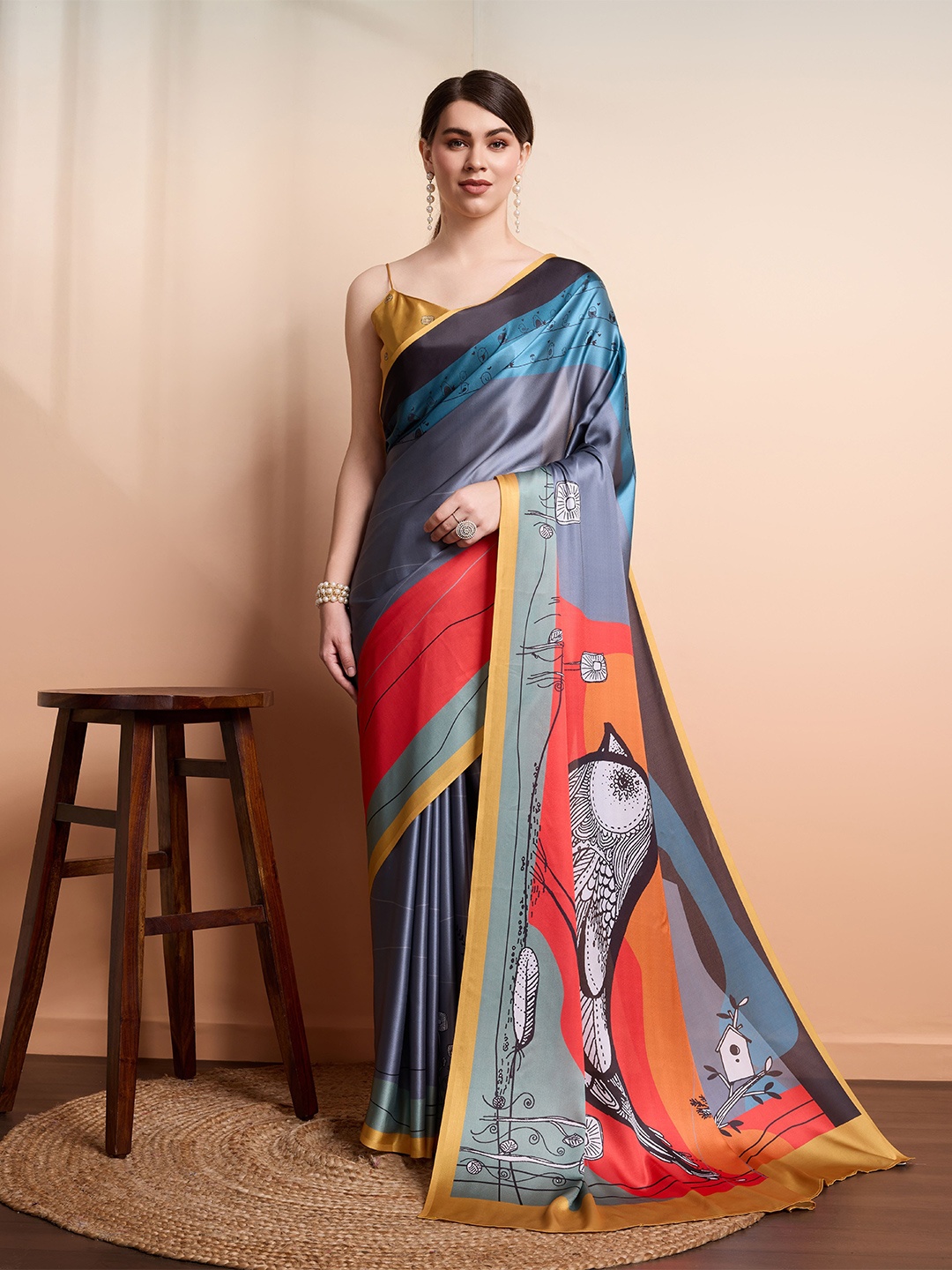 

RACHNA Abstract Printed Satin Saree, Grey