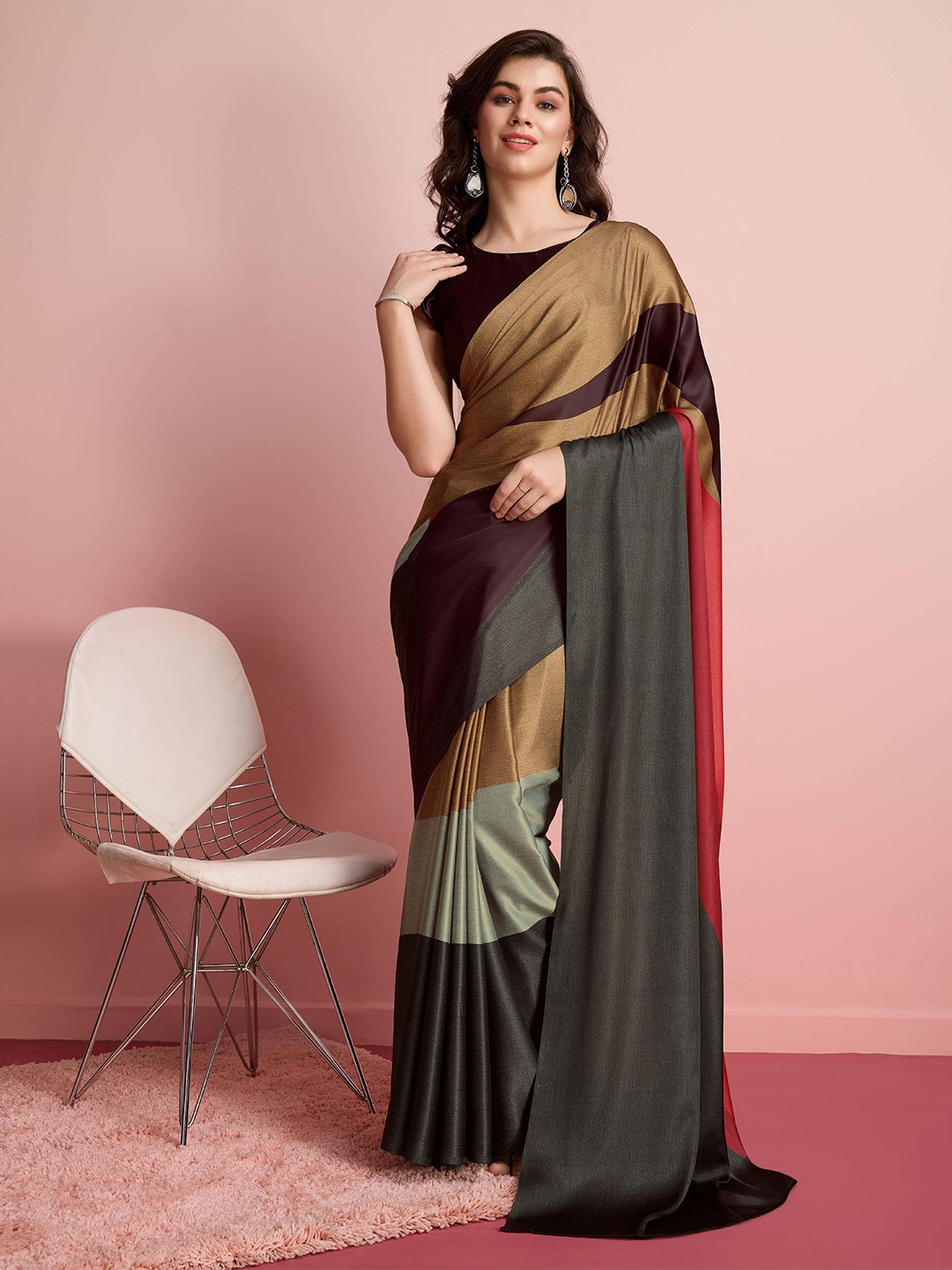 

RACHNA Colourblocked Satin Saree, Brown