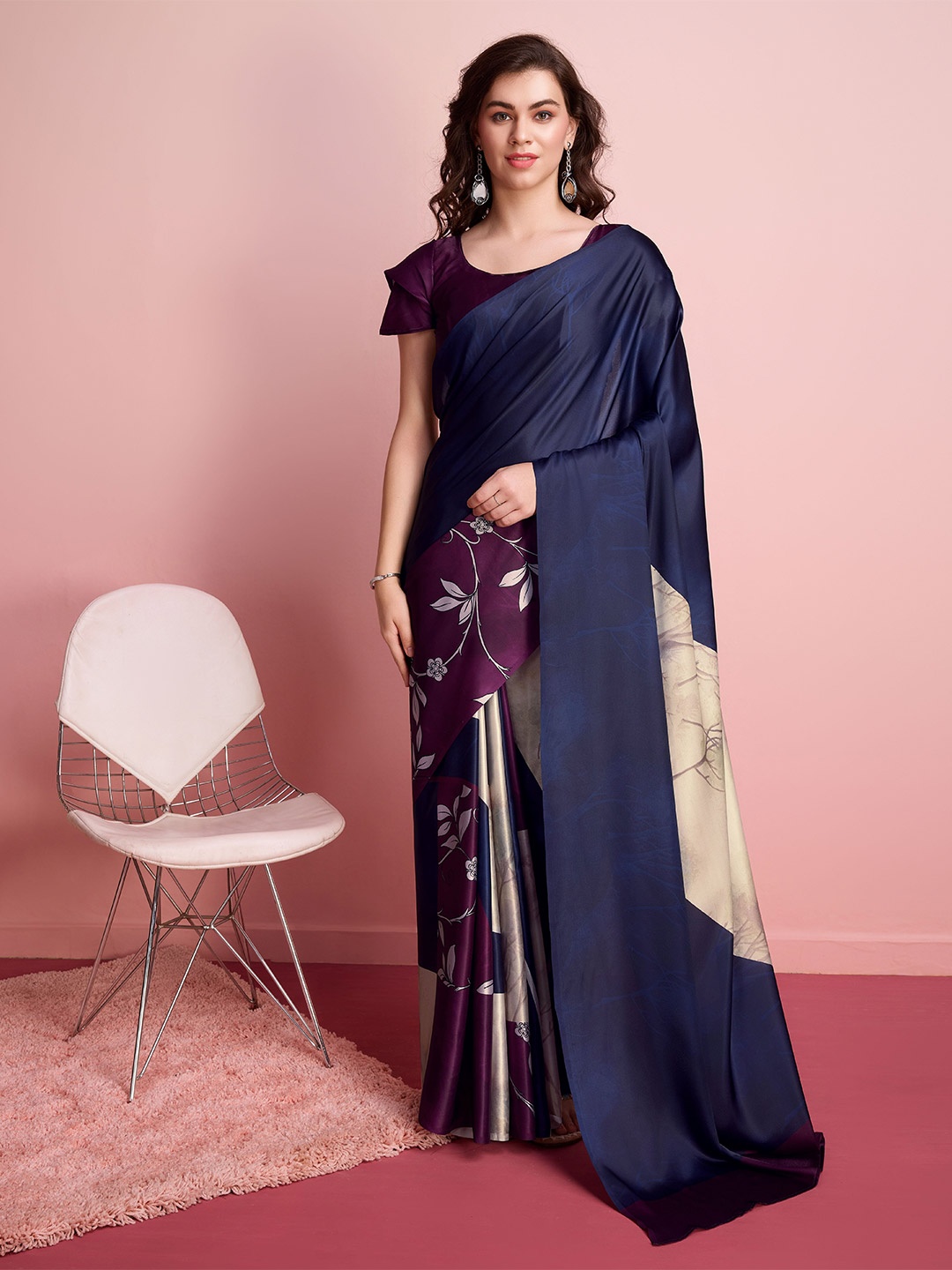 

RACHNA Floral Printed Satin Saree, Blue