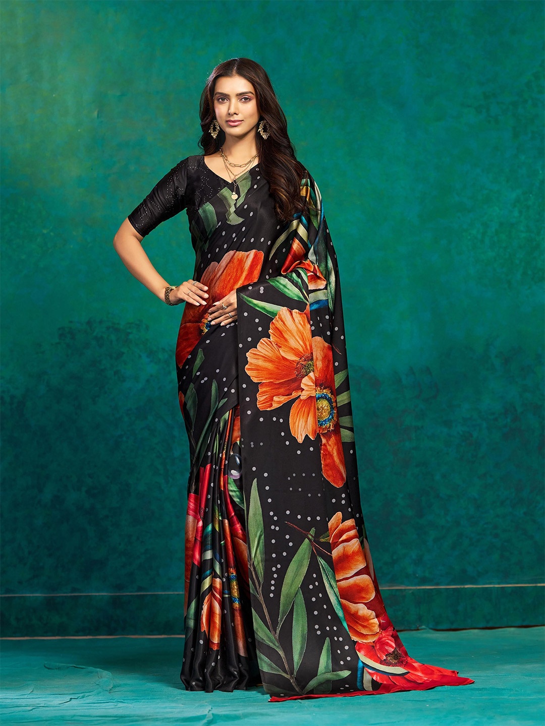 

RACHNA Floral Printed Satin Saree, Black