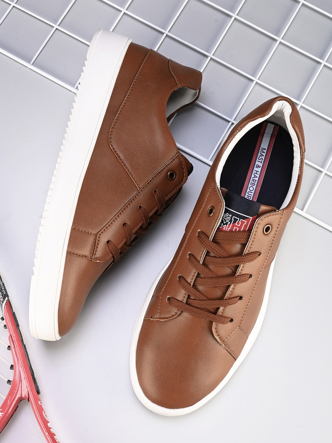 

Mast & Harbour Men Tan Brown Round Toe Lightweight Sneakers