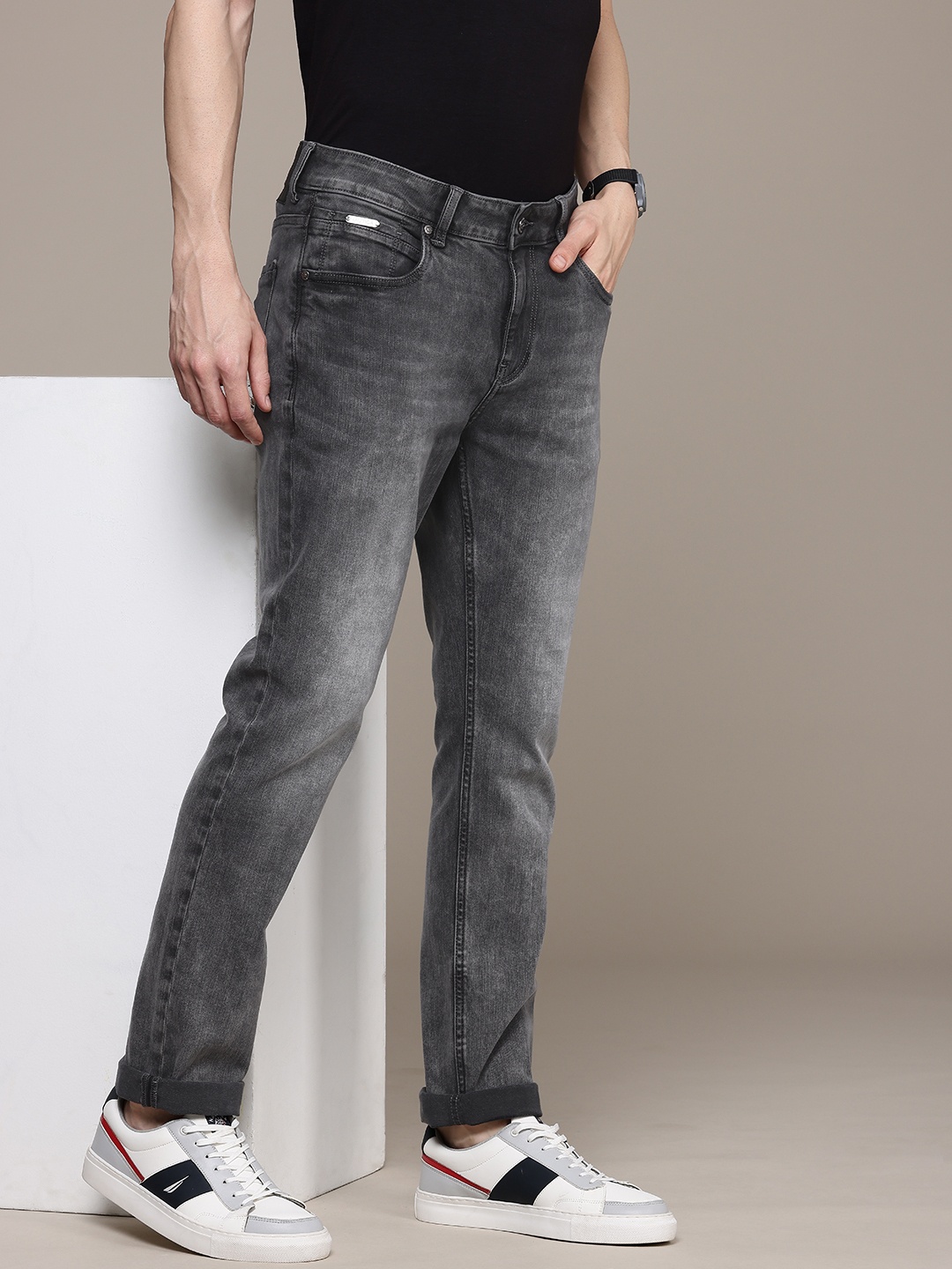 

Nautica Men Slim Fit Heavy Fade Stretchable Jeans, Black