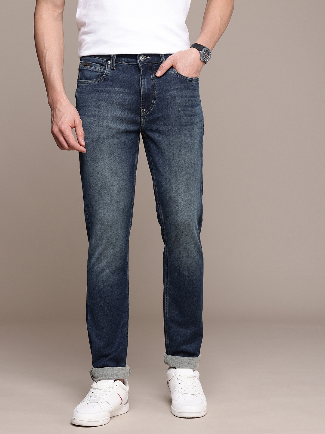 

Nautica Men Slim Fit Heavy Fade Stretchable Jeans, Blue