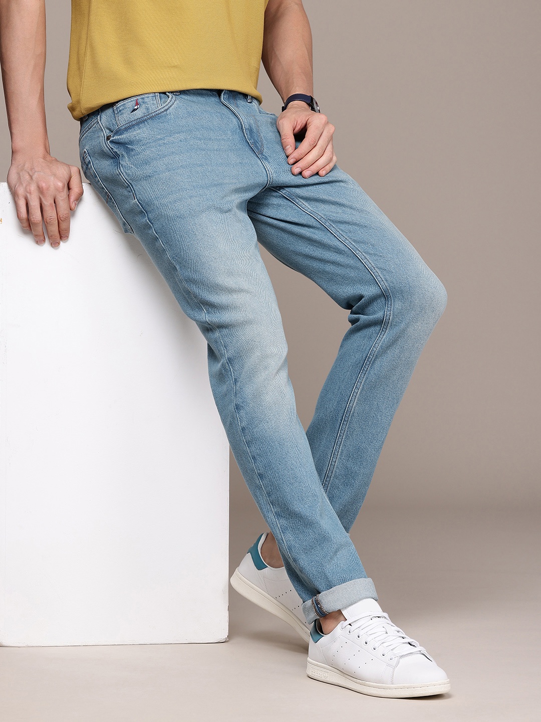 

Nautica Men Slim Fit Heavy Fade Stretchable Jeans, Blue