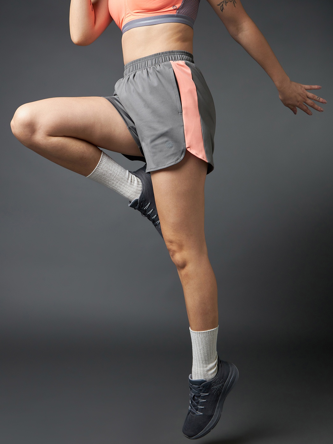 

CULT Women Racer's Mid Rise Lightweight Sports Shorts, Grey